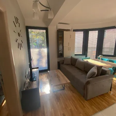 La By Sienna Apartment *